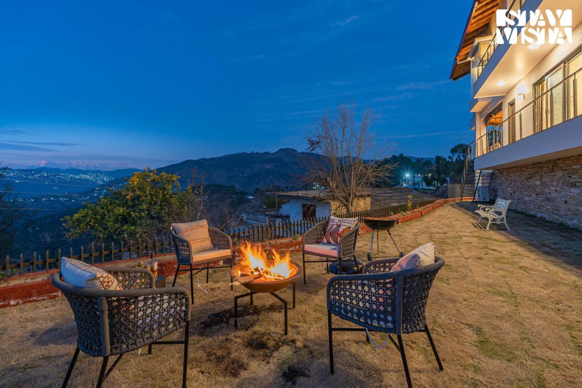 Stayvista At Amulyam Villa With Lawn & Bonfire Mukteshwar Exterior foto